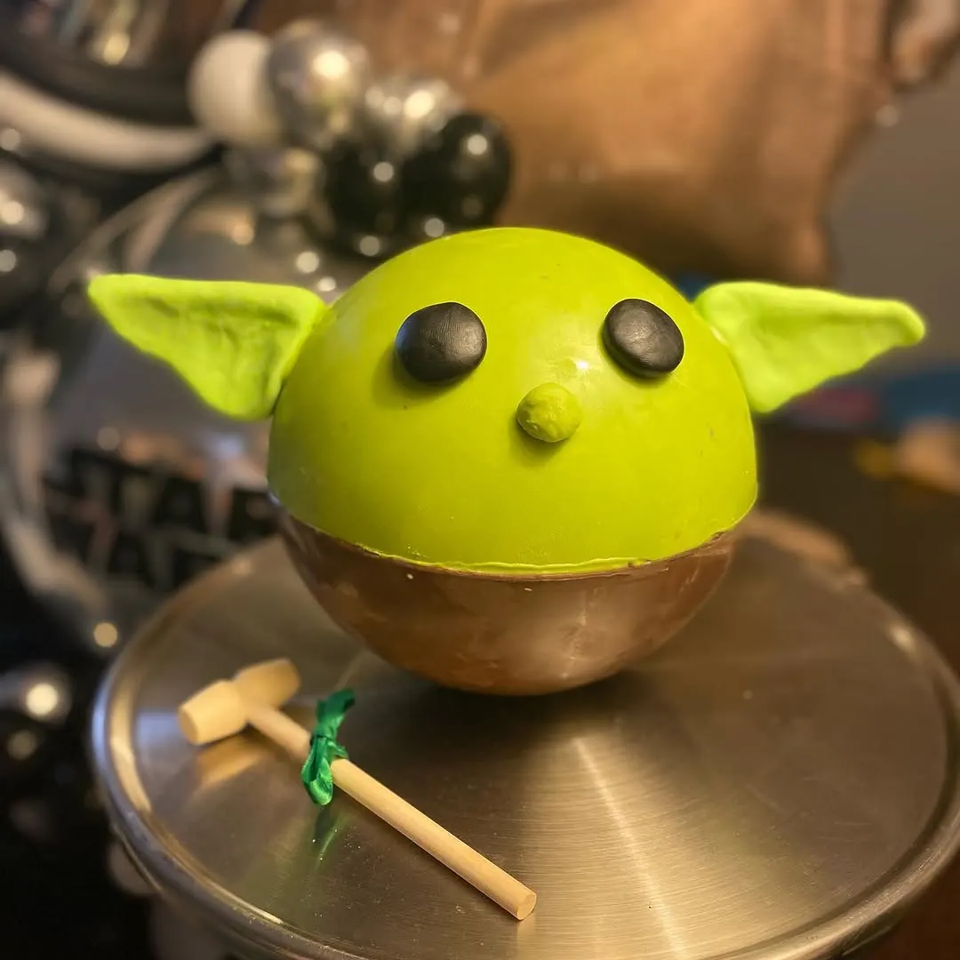 Grogu Smash Chocolate Bomb